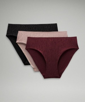 εσωρουχα Lululemon InvisiWear Mid-Rise Bikini Performance Lace γυναικεια μαυρα ροζ σκούρο κοκκινα | Greece-8139420