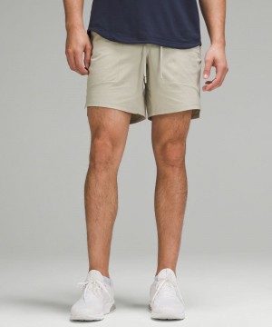 Σορτσ Lululemon License to Train Linerless 7" ανδρικα Μπεζ | Greece-4071386