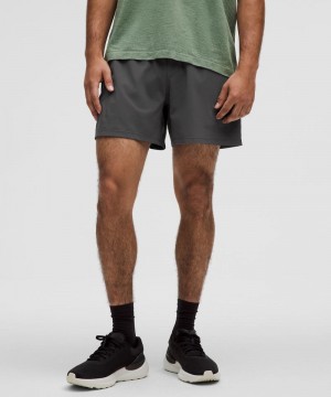 Σορτσ Lululemon Pace Breaker Lined 5" ανδρικα βαθυ γκρι | Greece-8521793