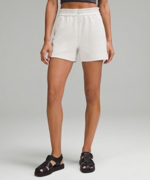 Σορτσ Lululemon Softstreme High-Rise 4" γυναικεια Μπεζ | Greece-4503896