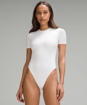 Κορμακια Lululemon Wundermost Ultra-Soft Nulu Short-Sleeve Crew Thong γυναικεια ασπρα | Greece-0952476
