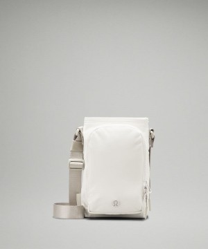 τσάντεσ χιαστί Lululemon Crossbody with Front Pocket 2L ανδρικα Μπεζ Μπεζ | Greece-3845290