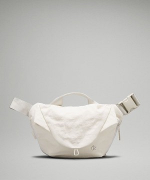 τσάντεσ χιαστί Lululemon Curved 3L ανδρικα ασπρα Μπεζ | Greece-3925814