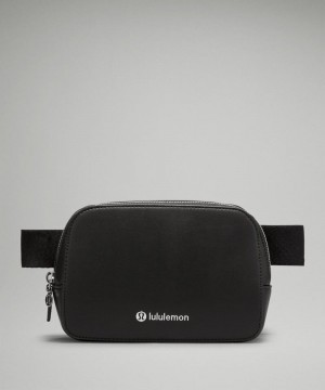 Τσαντα Μεσησ Lululemon Everywhere 1L Leather Alternative ανδρικα μαυρα ασημι | Greece-5871230