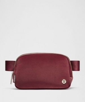 Τσαντα Μεσησ Lululemon Everywhere 1L γυναικεια μπορντο χρυσο χρωμα | Greece-8495261