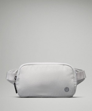 Τσαντα Μεσησ Lululemon Everywhere Mini γυναικεια ασπρα γκρι | Greece-7415806
