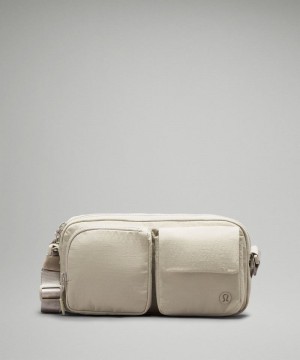 τσάντεσ χιαστί Lululemon Multi-Pocket 2.5L ανδρικα Μπεζ | Greece-4352871